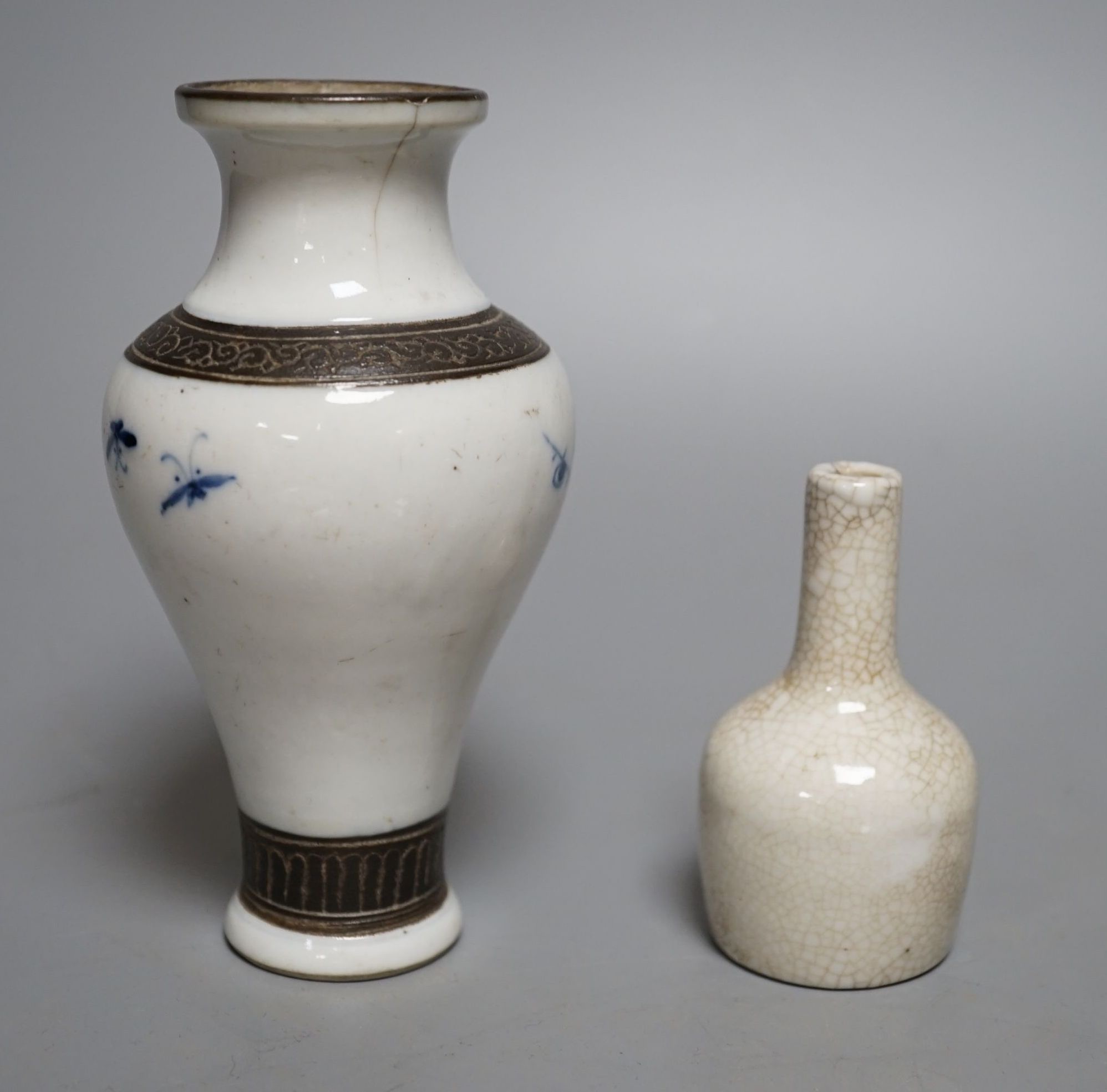 A Chinese export blue and white dish, 13cm, similar vase, a miniature crackle ware vase and a celadon saucer